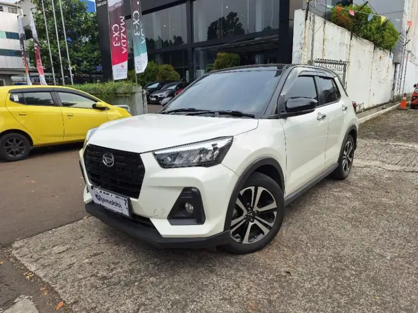 Daihatsu Rocky  1.0 R Bensin-AT 2021 Putih