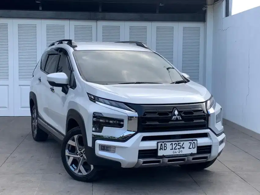XPANDER CROSS 1.5 L PLUS AUTOMATIC
2023