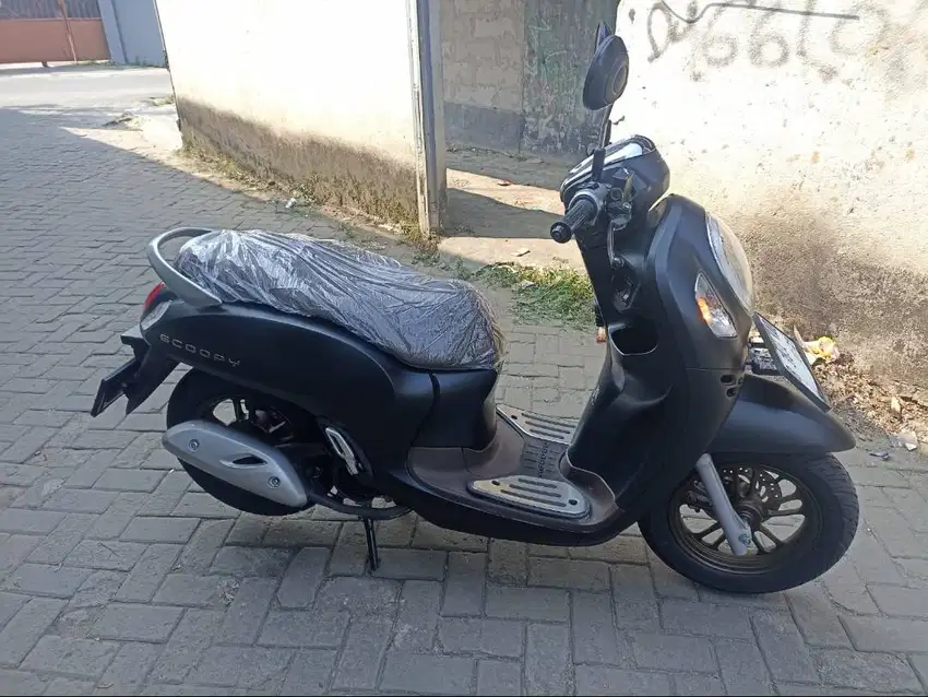 SCOOPY Tahun 2024 Pajak Panjang - Maulana Motor