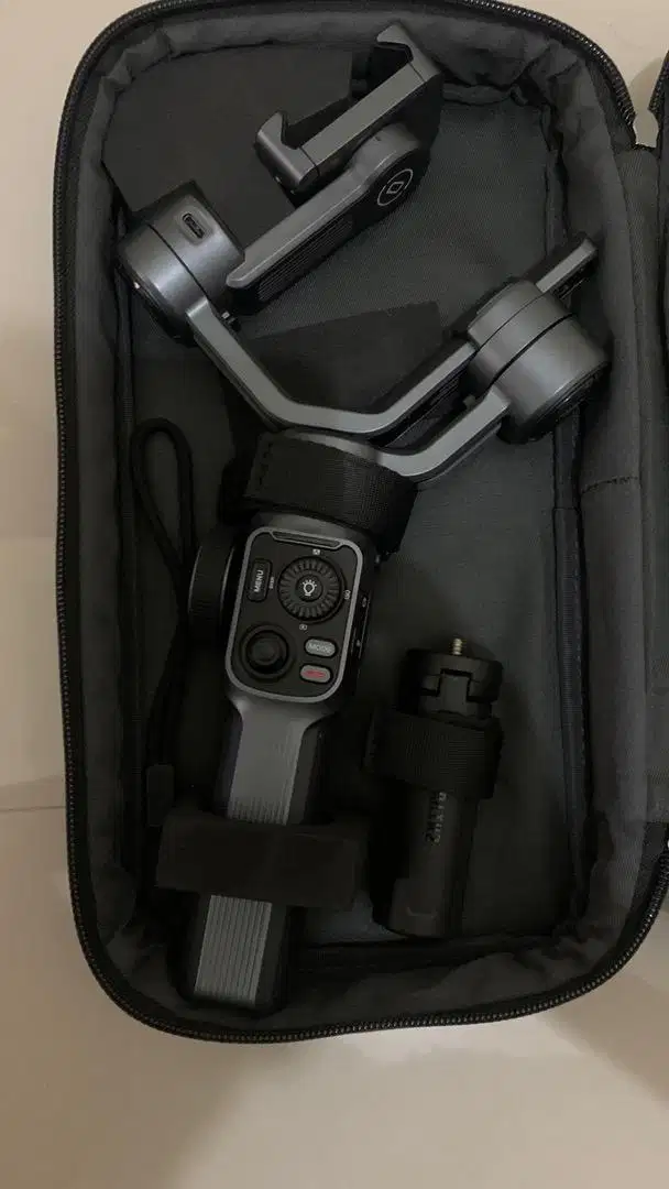 Zhiyun Smooth 5