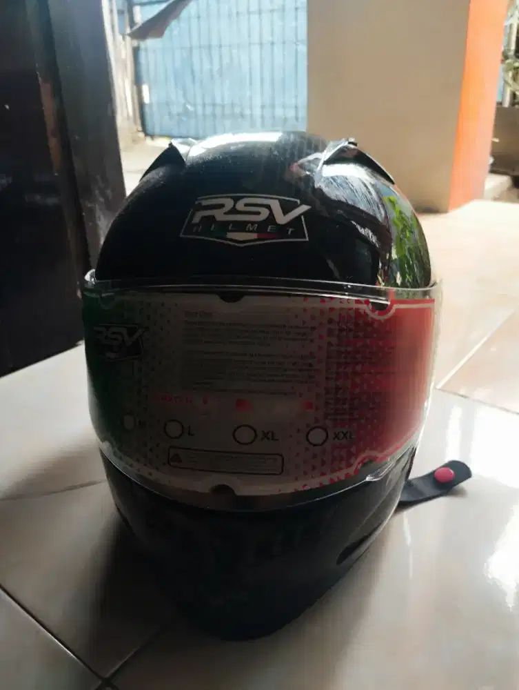 Helm RSV FF500 like new