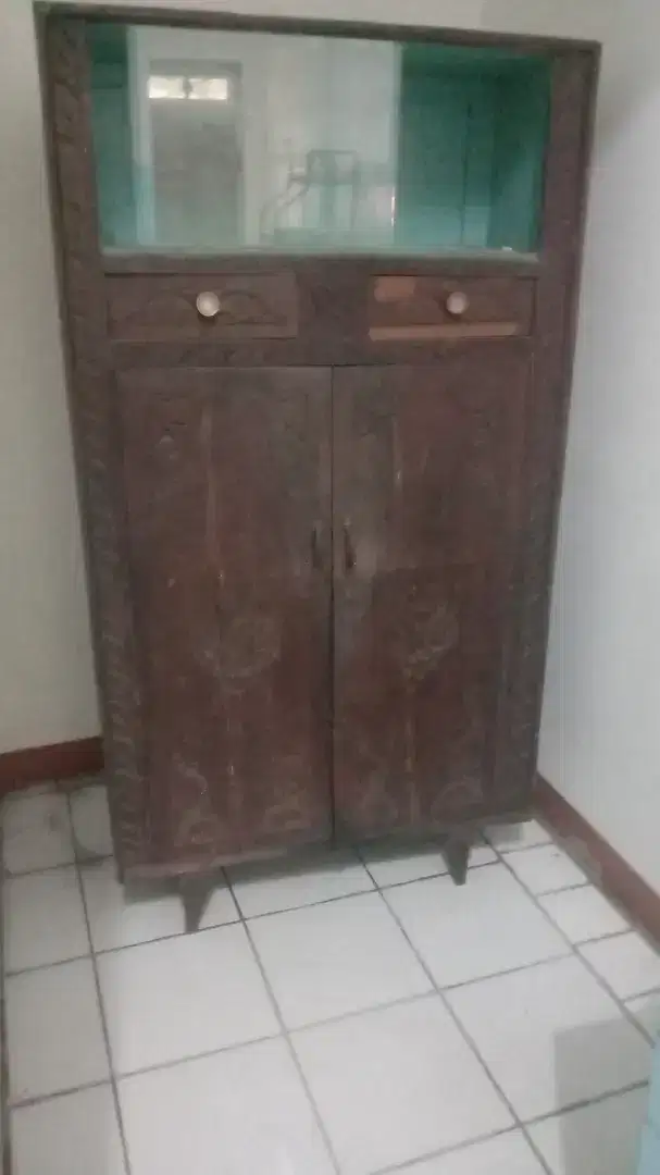LEMARI DAPUR JATI TUA