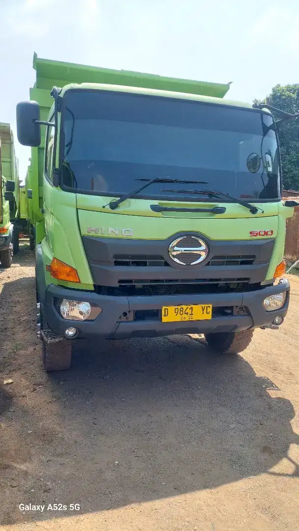 Dump truk hino lohan FM260JD