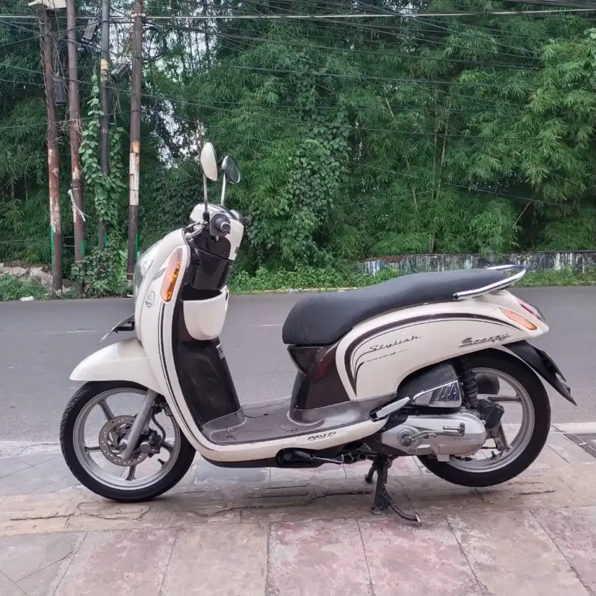 Scoopy ESp 2016 )Krem Bagus Lengkap