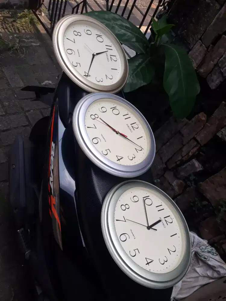 Antik vintage jam dinding seiko mesin skp bawaan akurat awet bandel