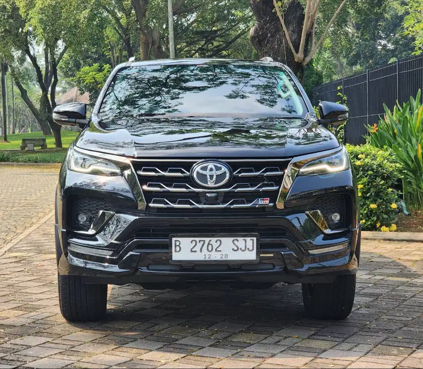 KM.18.RB| FORTUNER GR SPORT 2.8 AT 2023 HITAM SEGER TDP 70.JT NEGO !!
