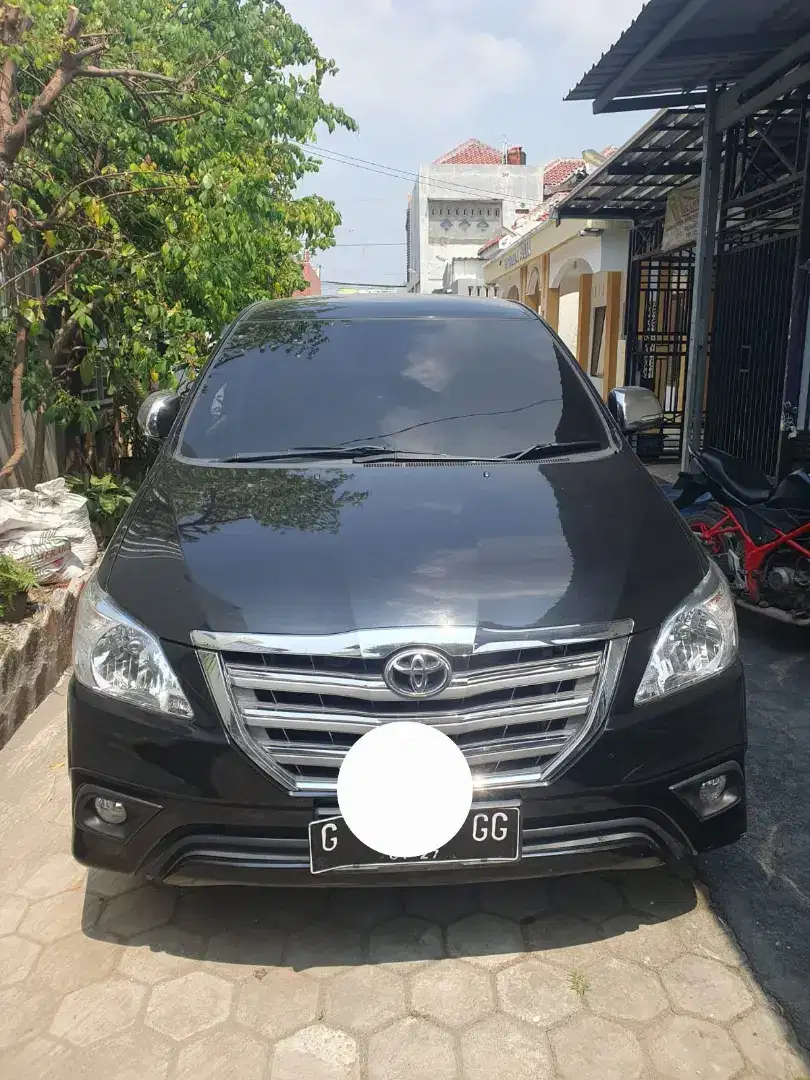 Dijual, kijang Innova 2012