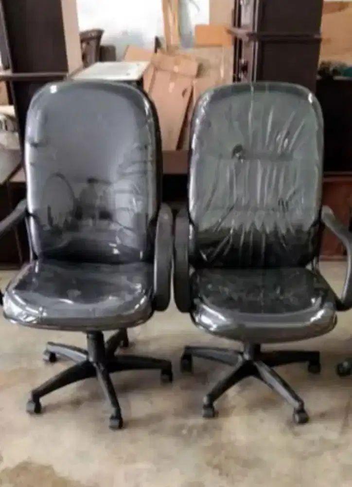 Kursi Direktur Polaris P-1109 HT