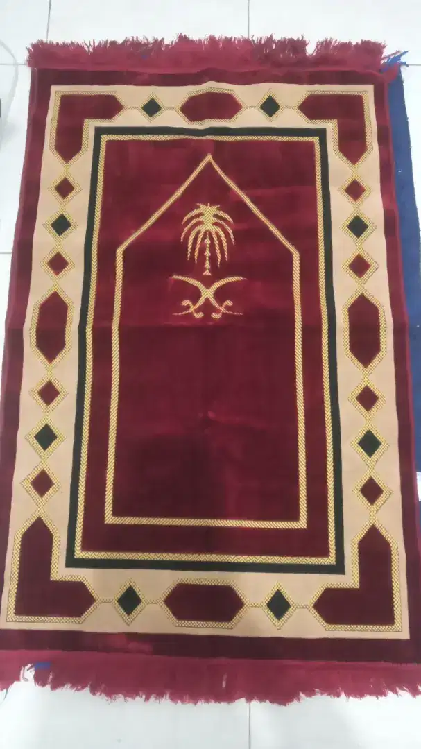 Sajadah turkey Preloved uk 110*70 - Merah- bagus pol