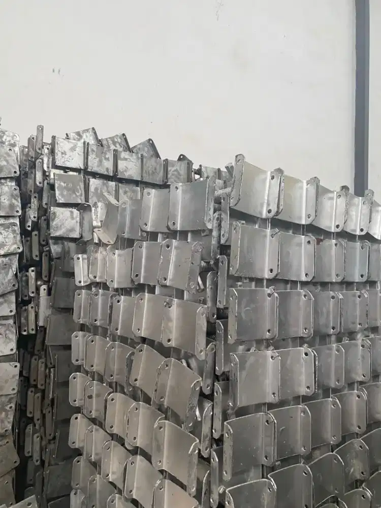 U head Scaffolding Cor Dak Bangunan