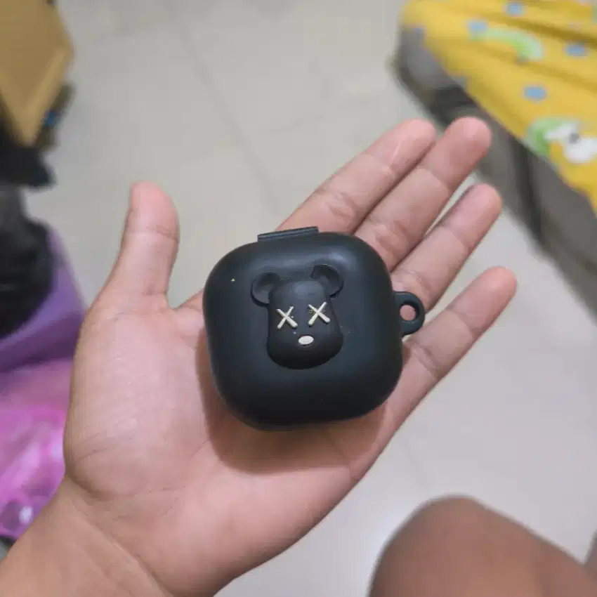 Earphone Galaxy Buds 2 Second (HANYA 1 PIECE BAGIAN KANAN) boleh nego