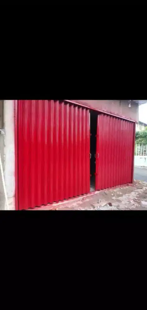 Folding gate besi& galvanis