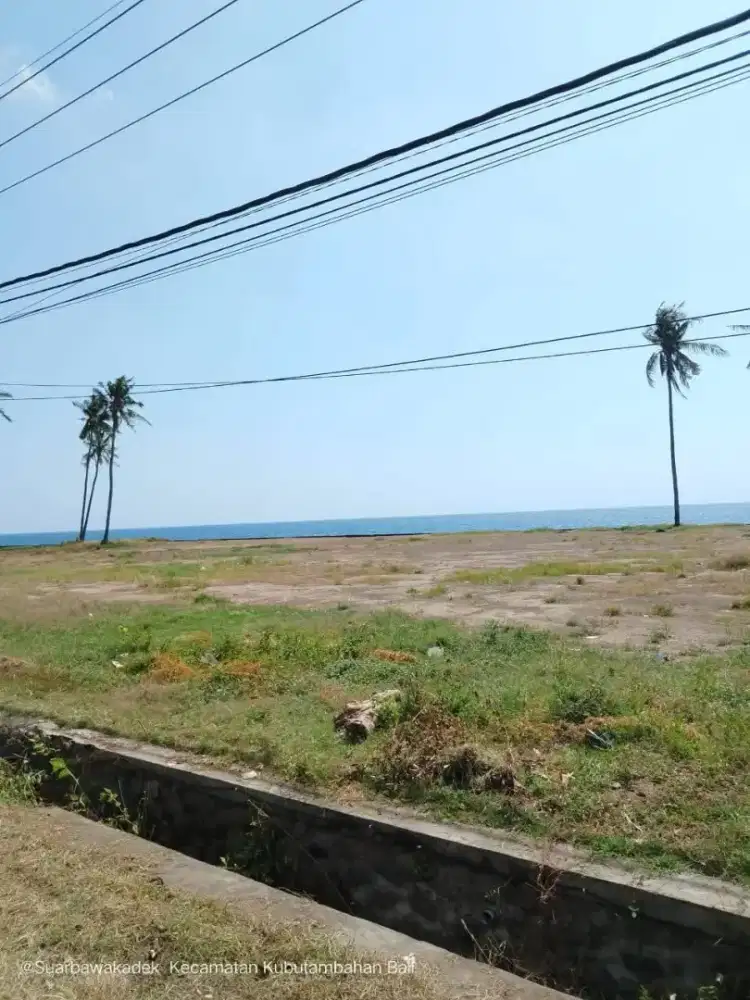 Tanah pinggir pantai sekaligus pinggir jalan provinsi di kubutambahan