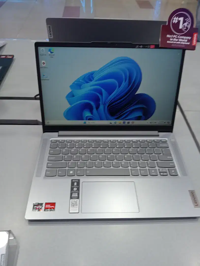 IDEAPAD SLIM 3 AMD RYZEN 3 NYA KAKA