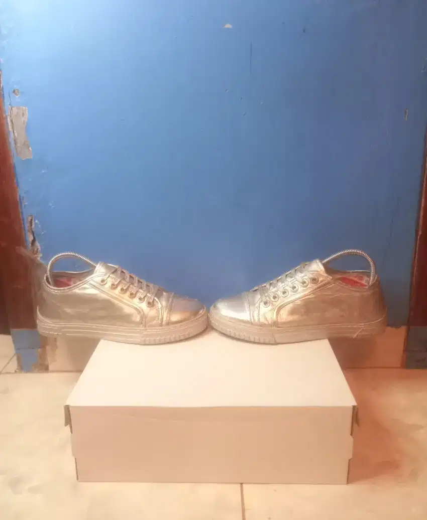 Jual cepat murah sepatu chanel original italy