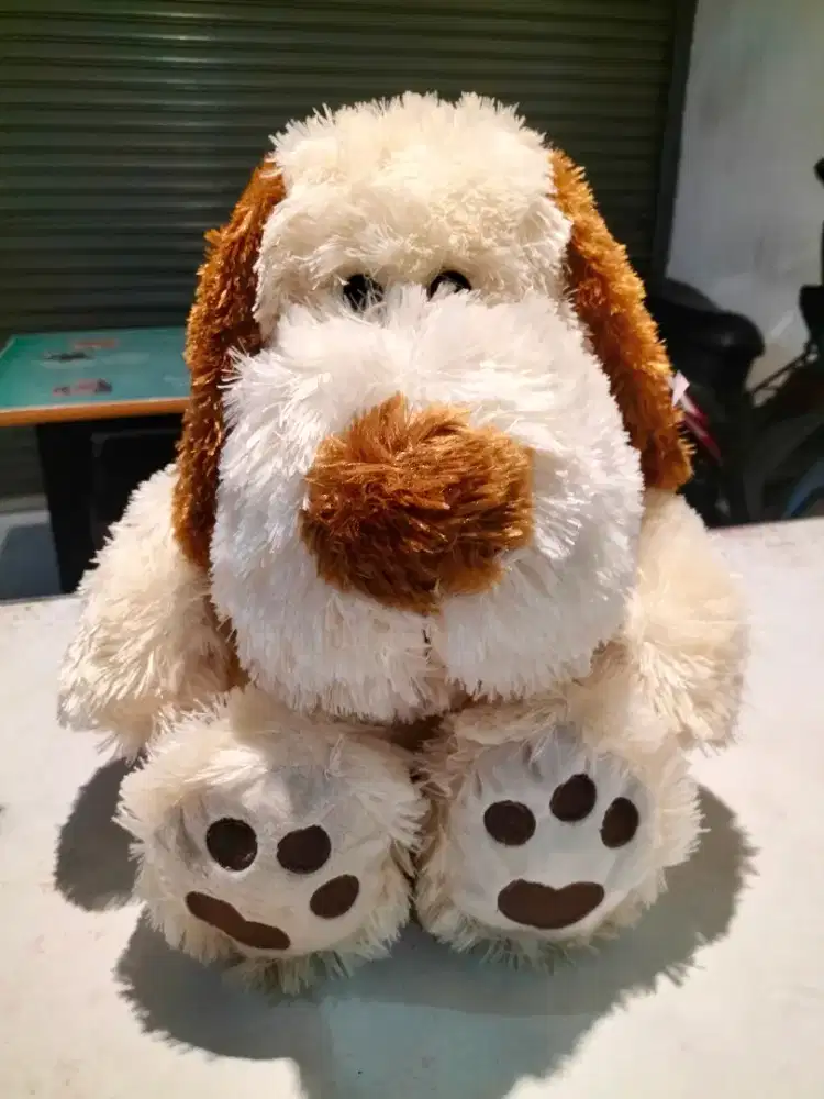 Boneka Kangoru dan puppy