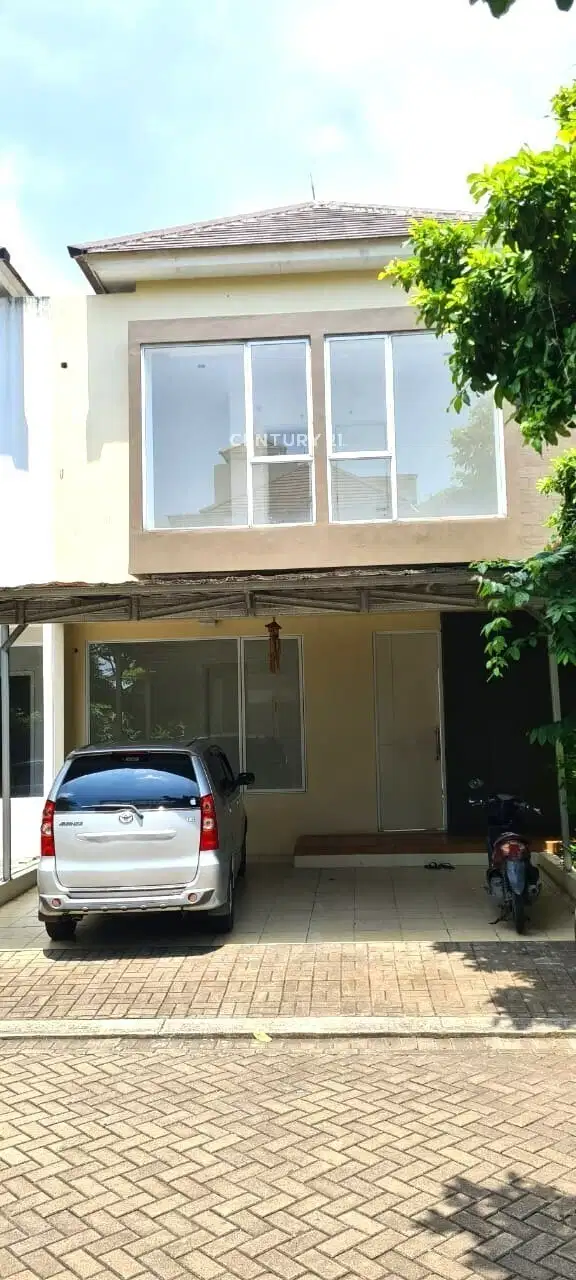 Dijual Rumah Minimalis Lokasi Strategis Graha Raya  7874
