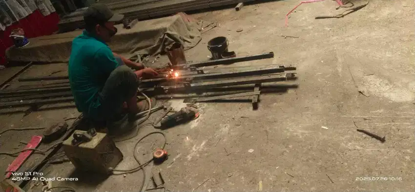 pintu harmonika
