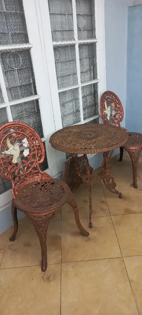 kursi taman atau teras