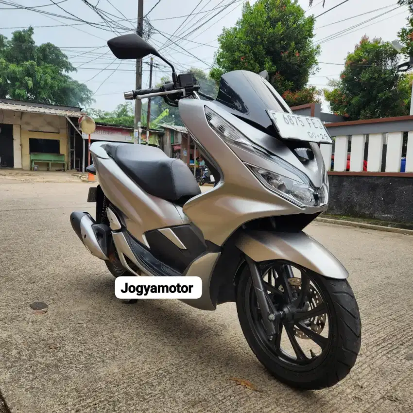 Honda PCX 150 cc tahun 2019