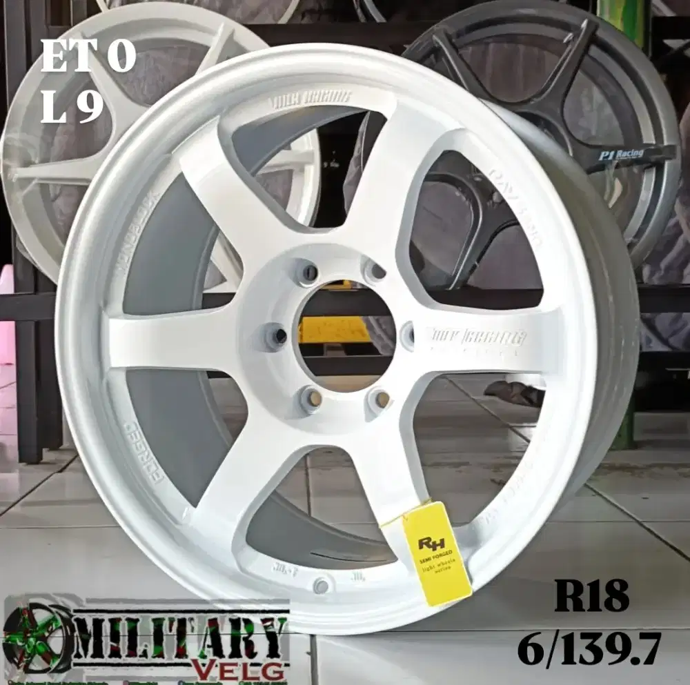 TE37 Progresive Flowforming R18 White