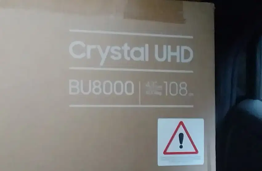 TV LED Samsung Crystal UHD 43 inch type BU8000