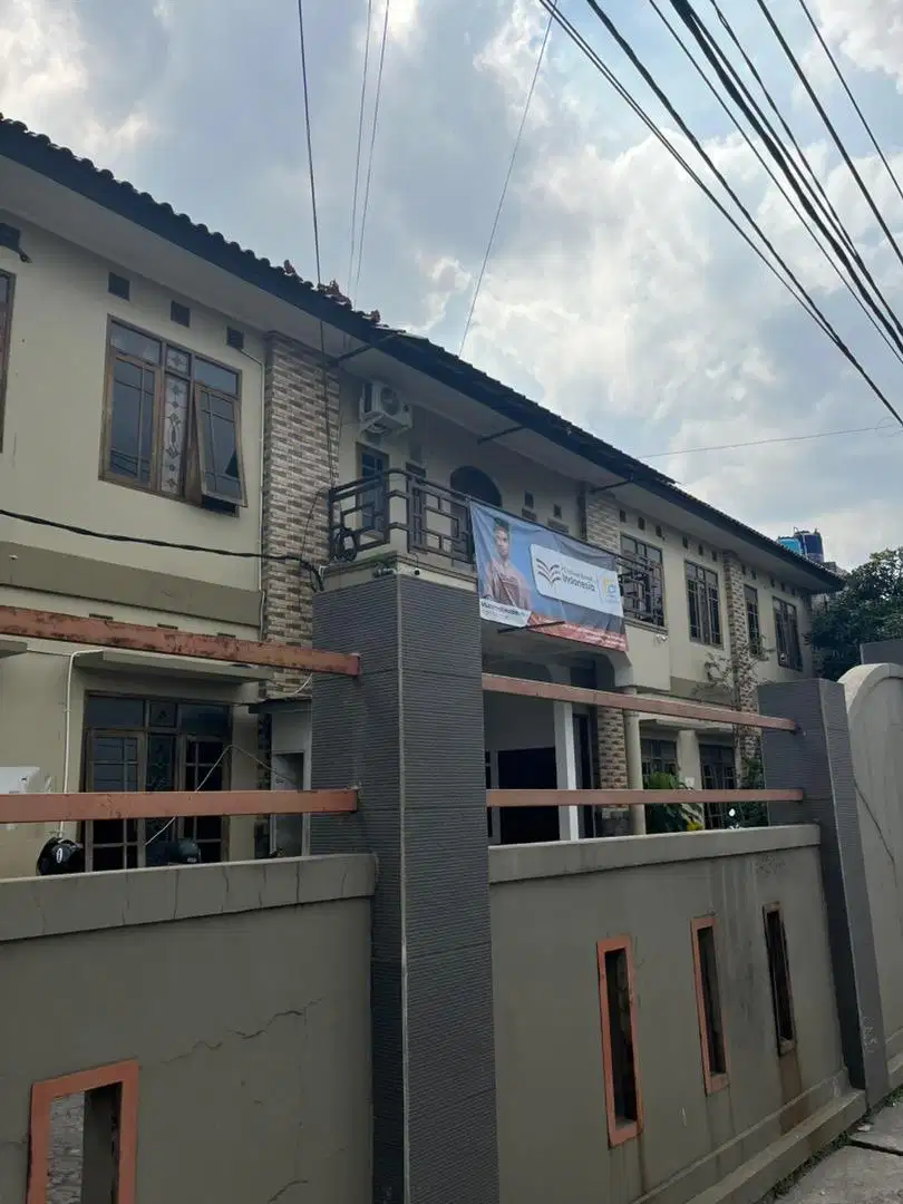Disewakan Kantor Luas Bangunan 500m2 dekat Soekarno Hatta Bandung