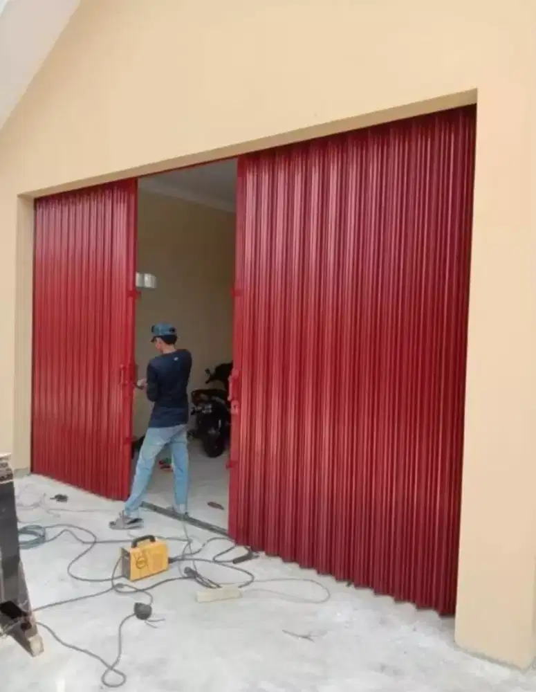 Folding gate besi galvanis