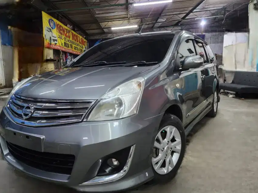 Grand Livina Ultimated a/t 2013 dp 3 jt