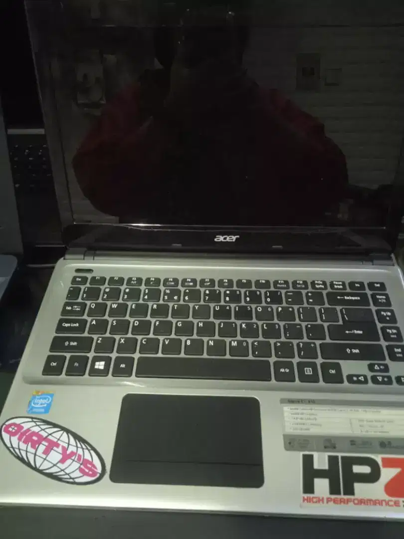 Bu jual Acer Aspire E1-410 Celeron 2gb / 320gb