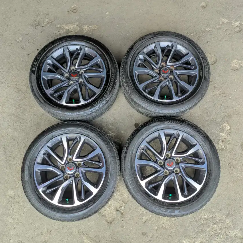 Velg oem wuling cortez r16 5x114 lbr6 et36 sepaket ban