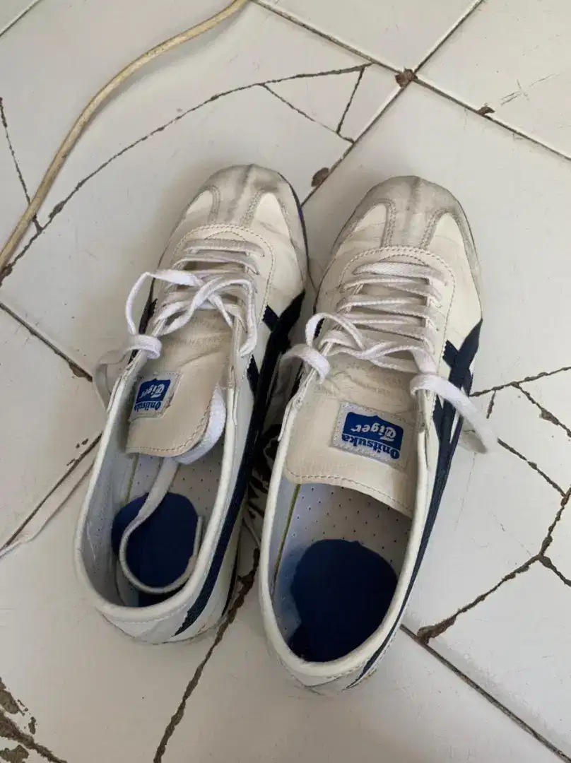 Sepatu onitsuka Tiger UK 41