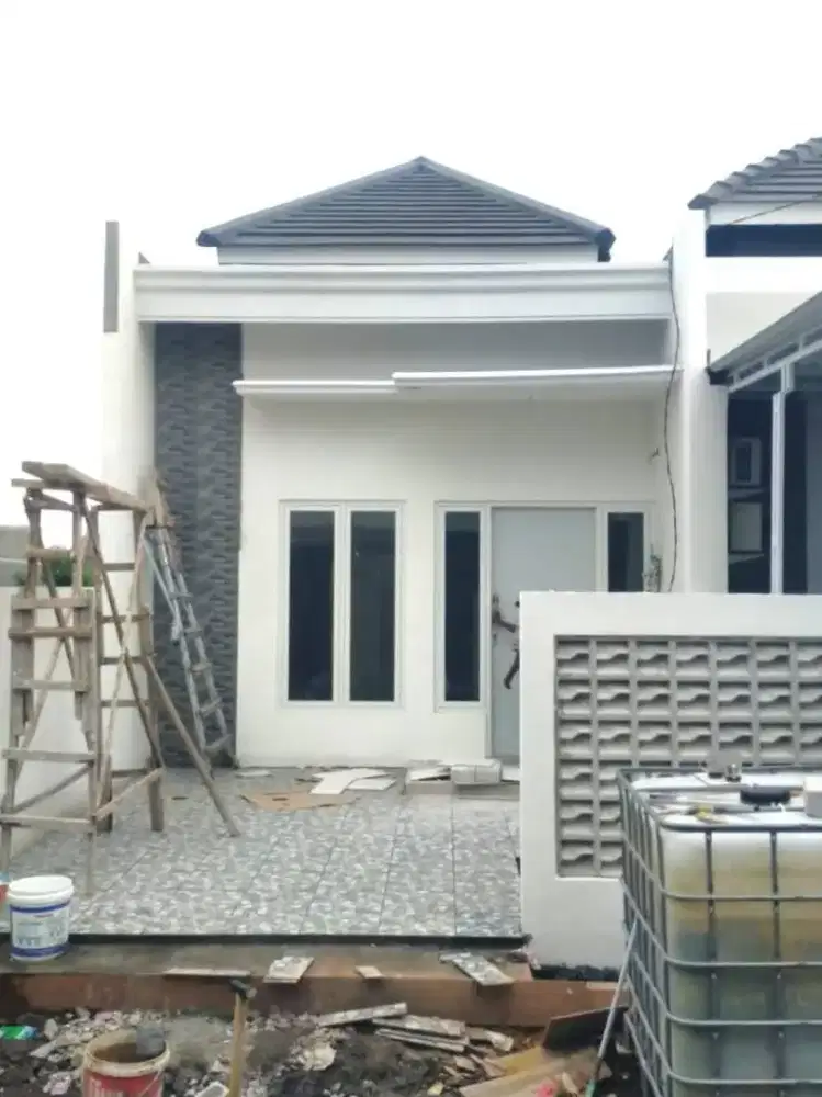 Rumah baru perumahan dekat UPN