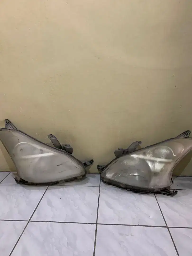 LAMPU headlamp Avanza 2013
