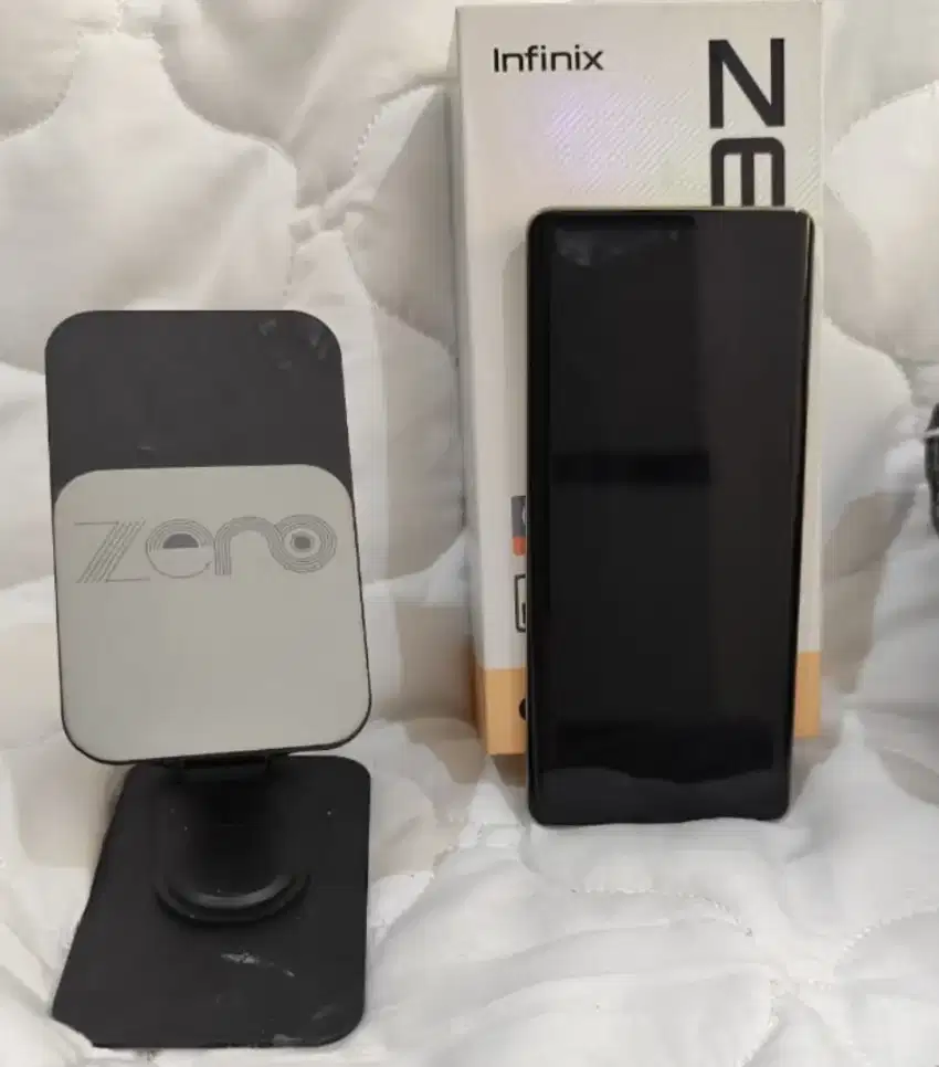 HP INFINIX ZERO 30 4G SECOND. BONUS STANDING CASE