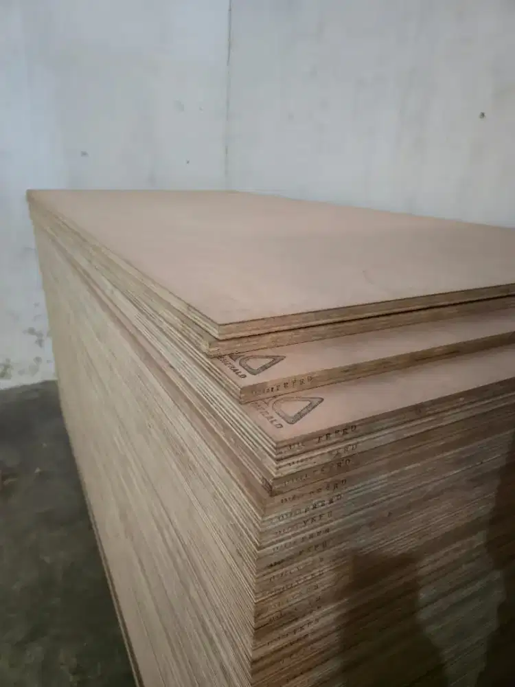 Jual triplek semi meranti 9mm per lembar