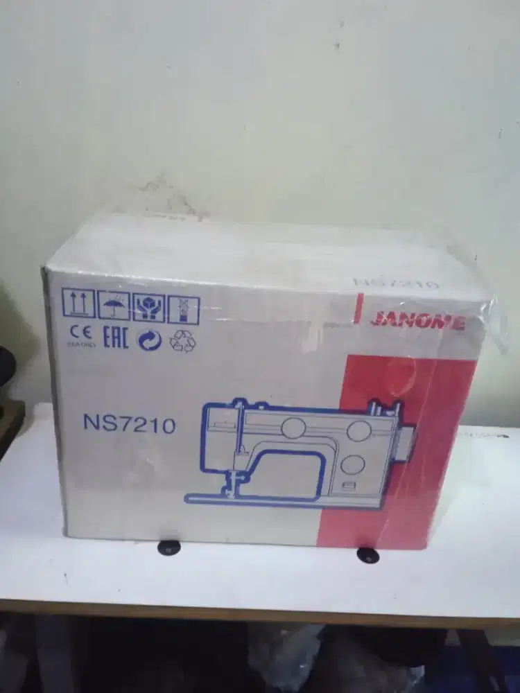 MESIN JAHIT JANOME NS7210