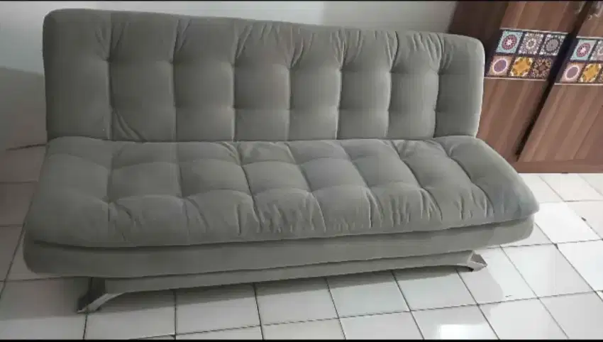 Dijual sofabed masih bagus