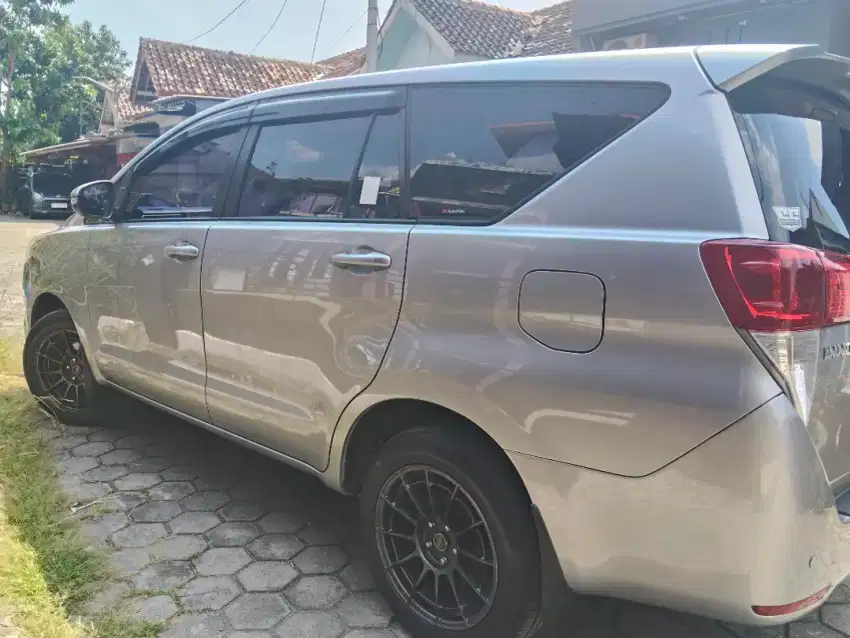 Inova V diesel metic 2019 pajak baru ban baru