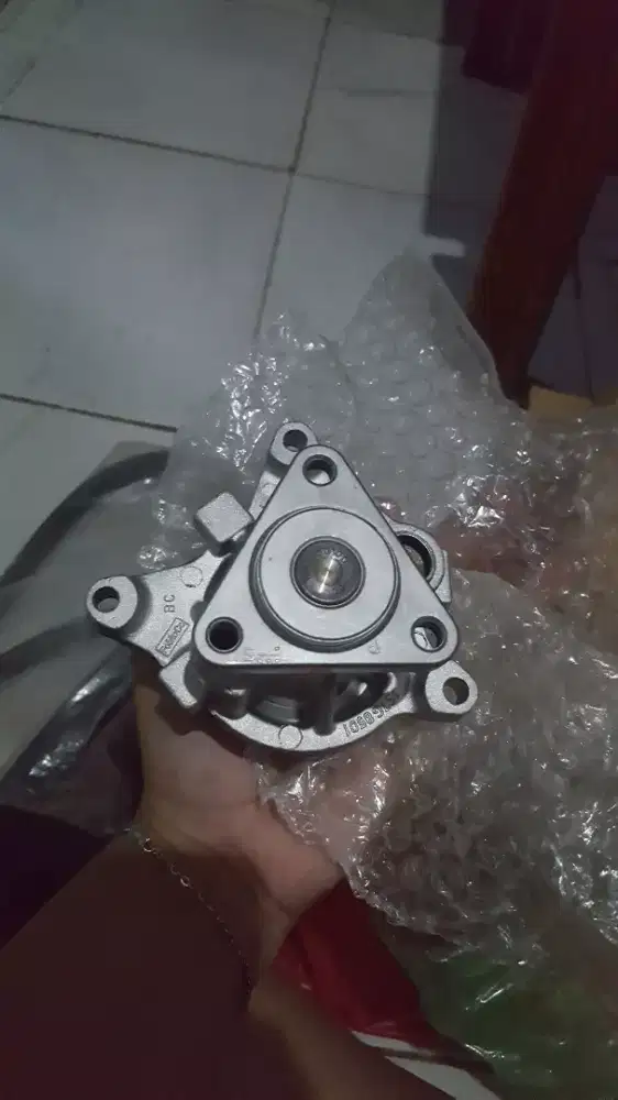 Dijual panbel dan waterpump mobil land rover
