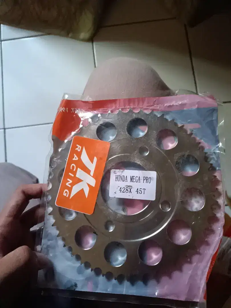 Gear belakang Honda Megapro TK Racing 45T