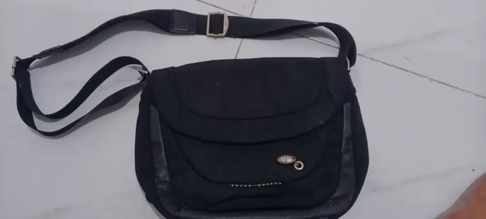 Braun buffel slingbag tas auth