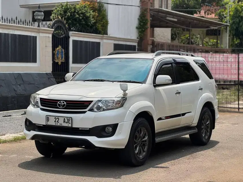 FORTUNER 2..7 G LUX TRD BENSIN AT 2015 SIAP PAKAI