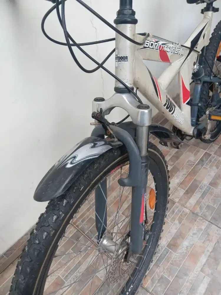 Sepeda dewasa uk 24.jarang pakai masih layak