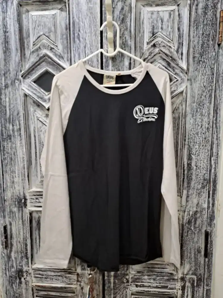 Deus ex Machina Crewneck