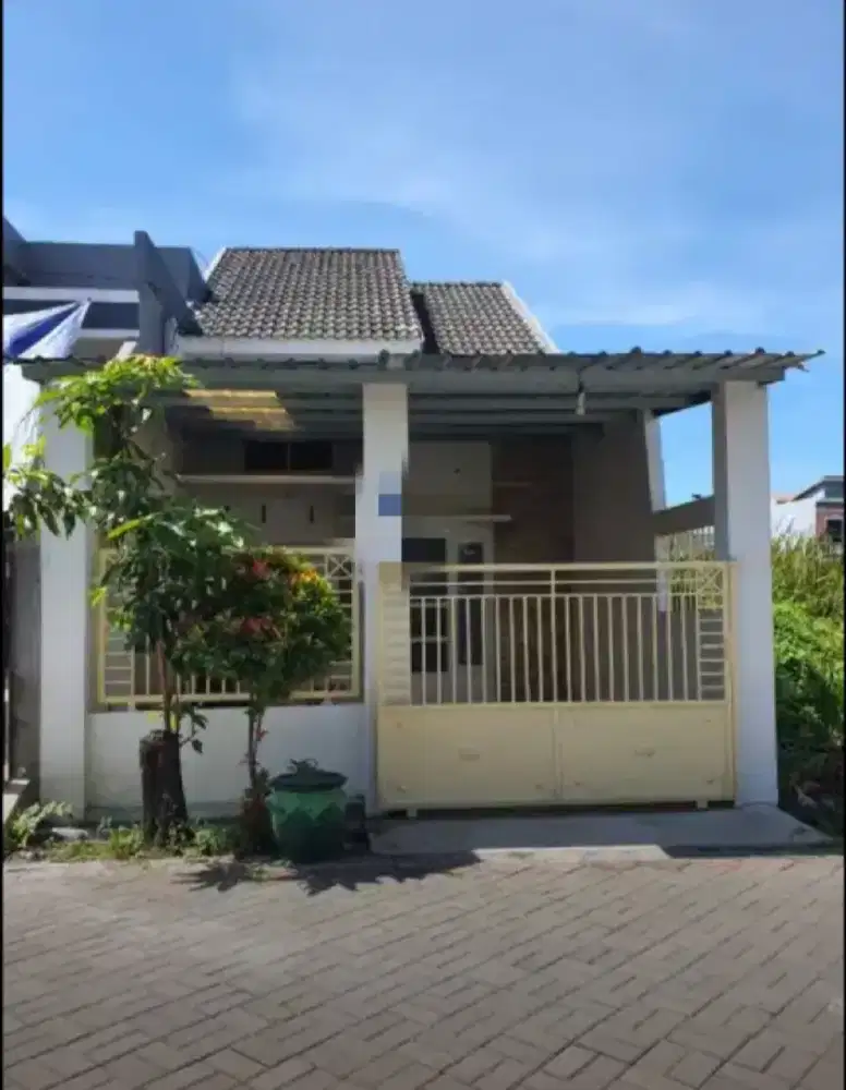 *BU!!Hunian dengan jalan 3 mobil di daerah rungkut*