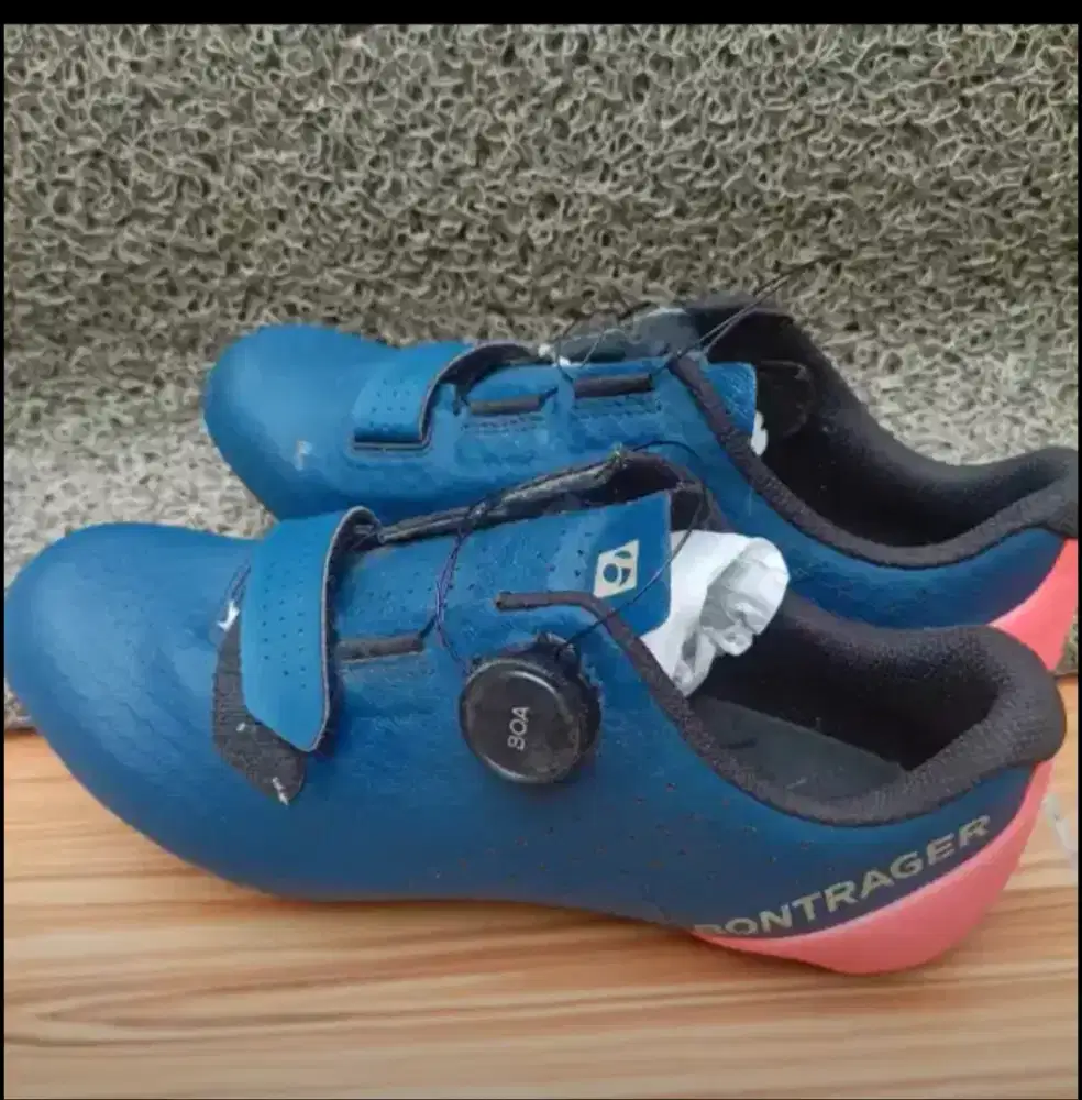 Sepatu Road Bike Bontriger Ori