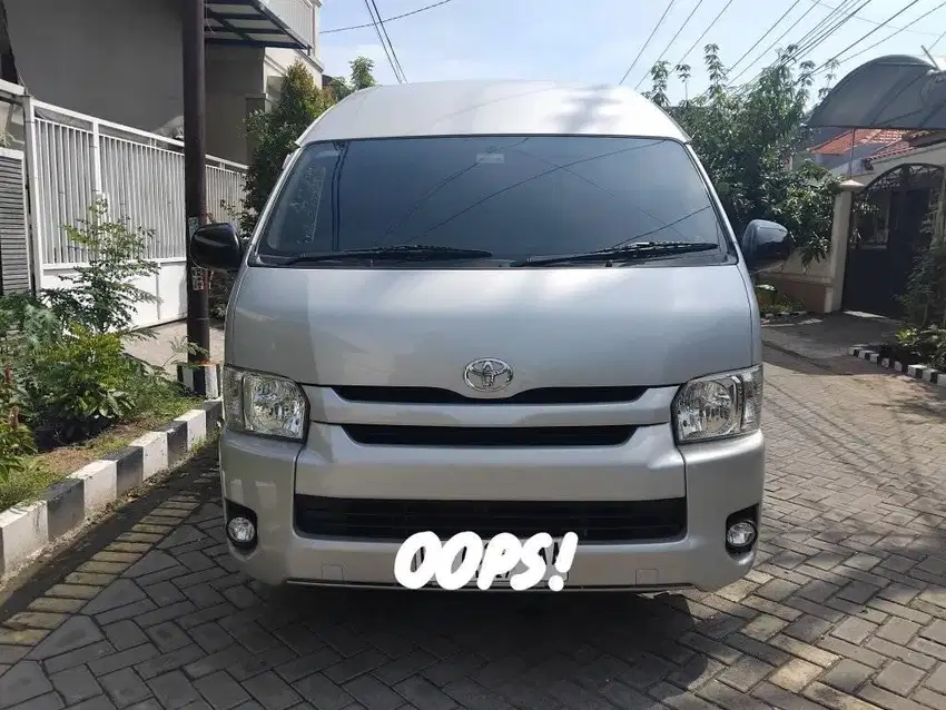 Toyota Hiace 2.5 COMMUTER manual 2017