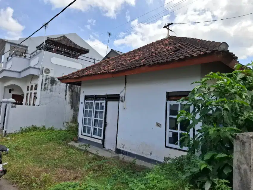 Tanah 120 m2 ada bangunan Lama type 36
