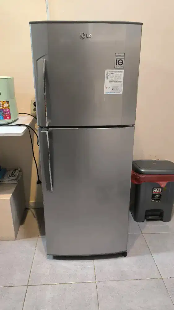 Kulkas LG 2 Pintu